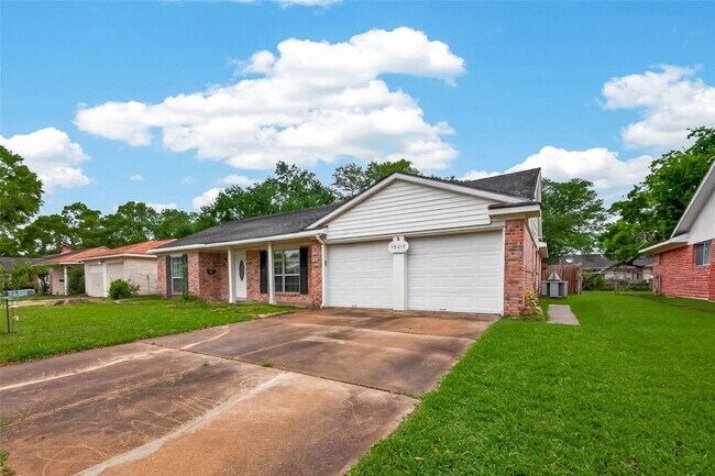 Building Photo - 16219 Rill Ln