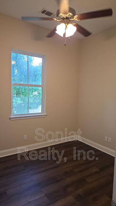 Foto del edificio - 2932 Spain St