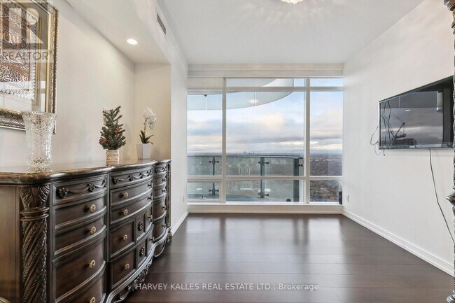 Photo du bâtiment - 1 Bloor St E