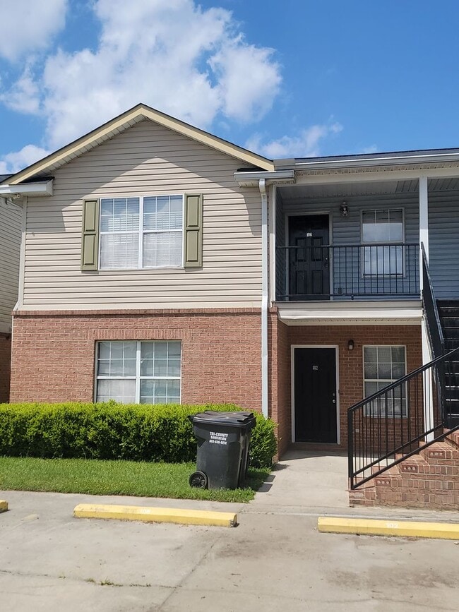 Building Photo - 102 Keyport Ct