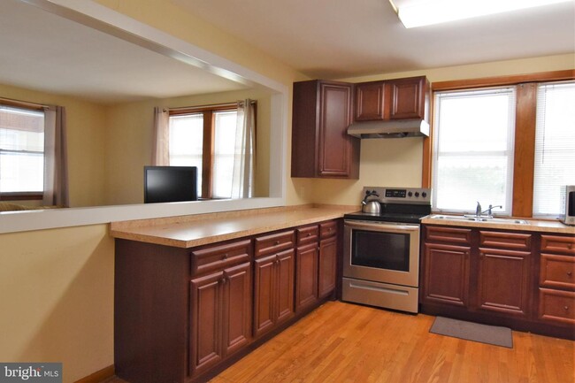 Building Photo - 1420 Odenton Rd