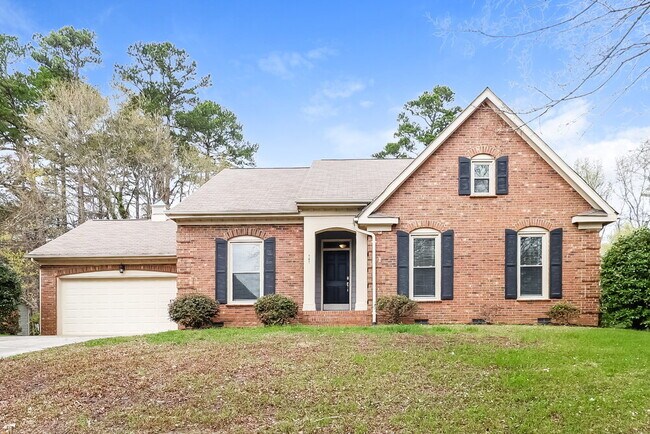 Building Photo - 707 Trailing Rock Dr