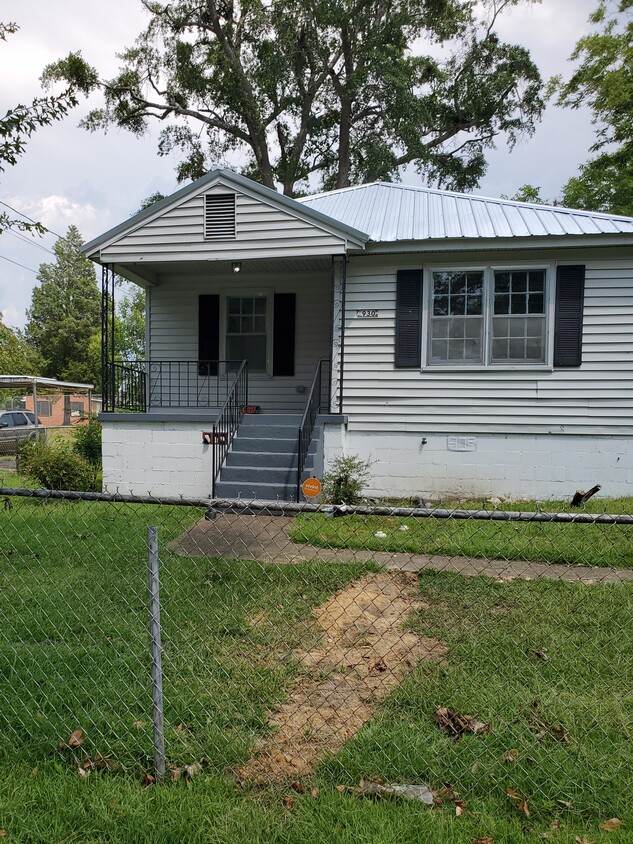 Primary Photo - 930 Wilbanks Ave