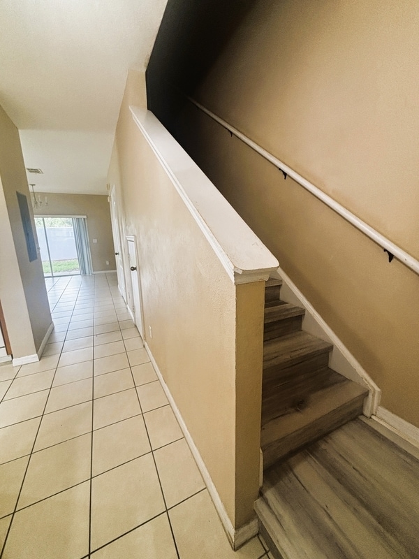 Building Photo - 10684 Savannah Wood Ct