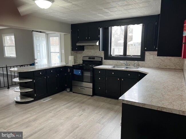 Building Photo - 116 Sylvan Terrace