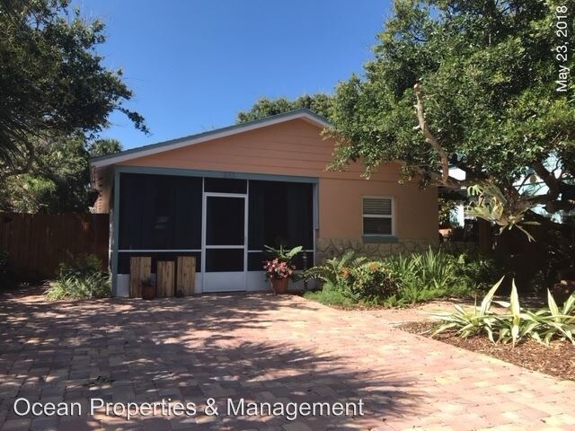 Primary Photo - 2 br, 2 bath House - 810 Oakwood Avenue