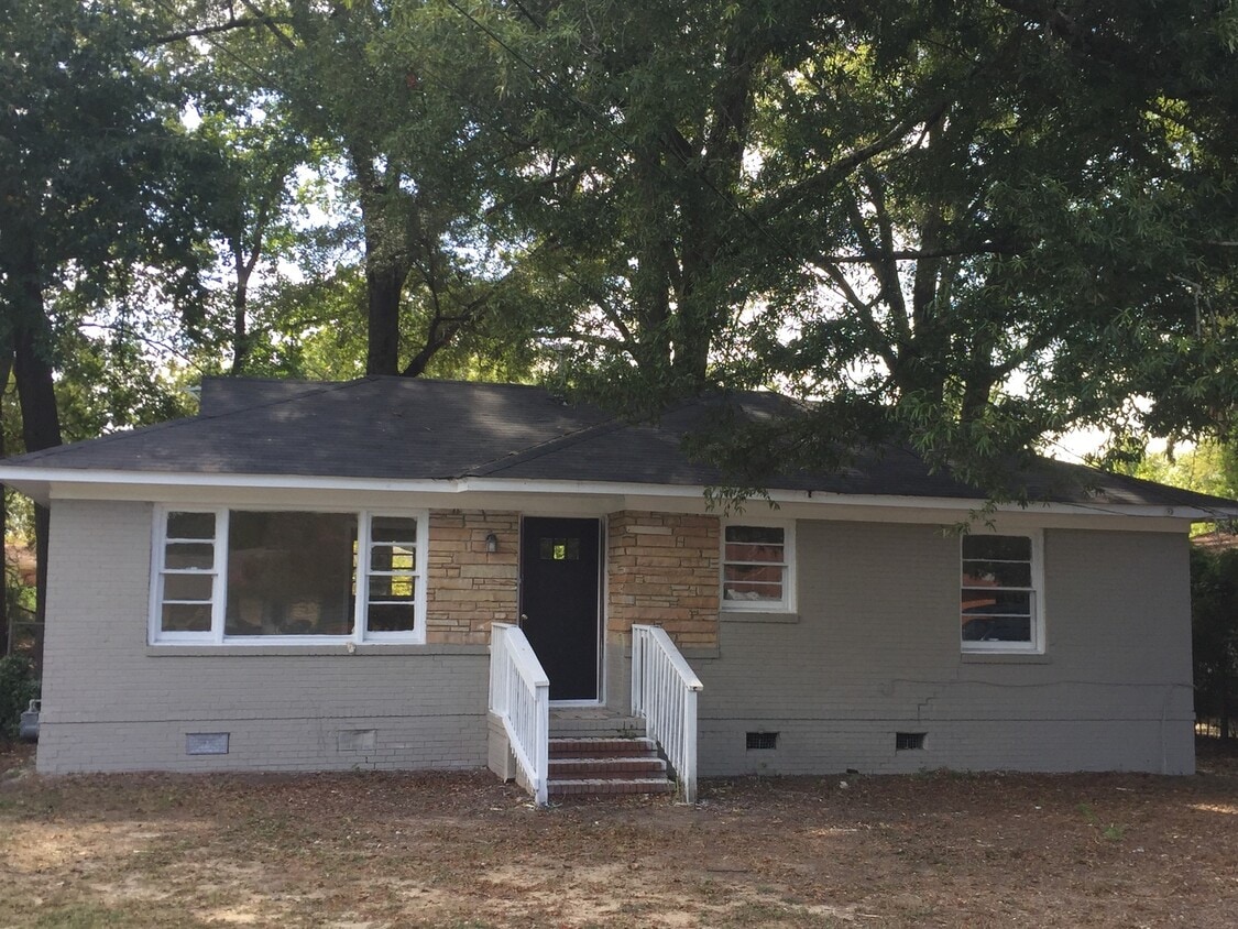 Primary Photo - **ON HOLD**Near Ft. Benning. Columbus, GA ...