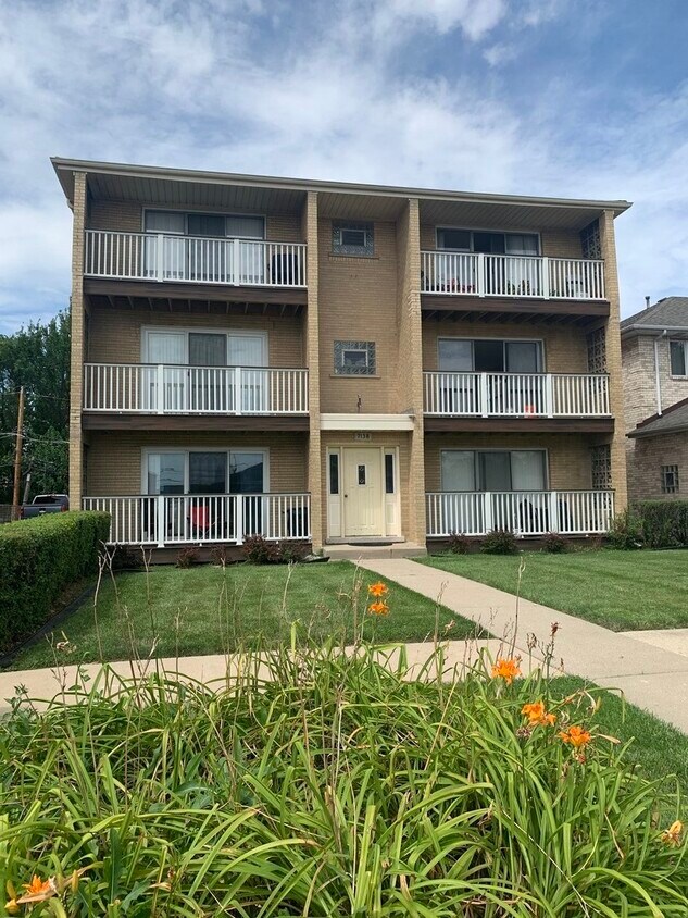 Foto principal - 7138 82nd St