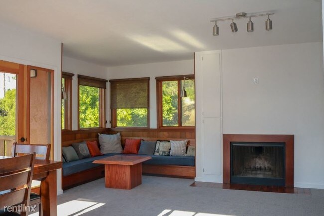Building Photo - 411 Contra Costa St
