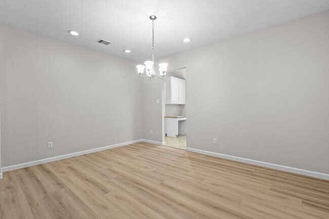 Foto del edificio - 25910 N Lakefair Dr