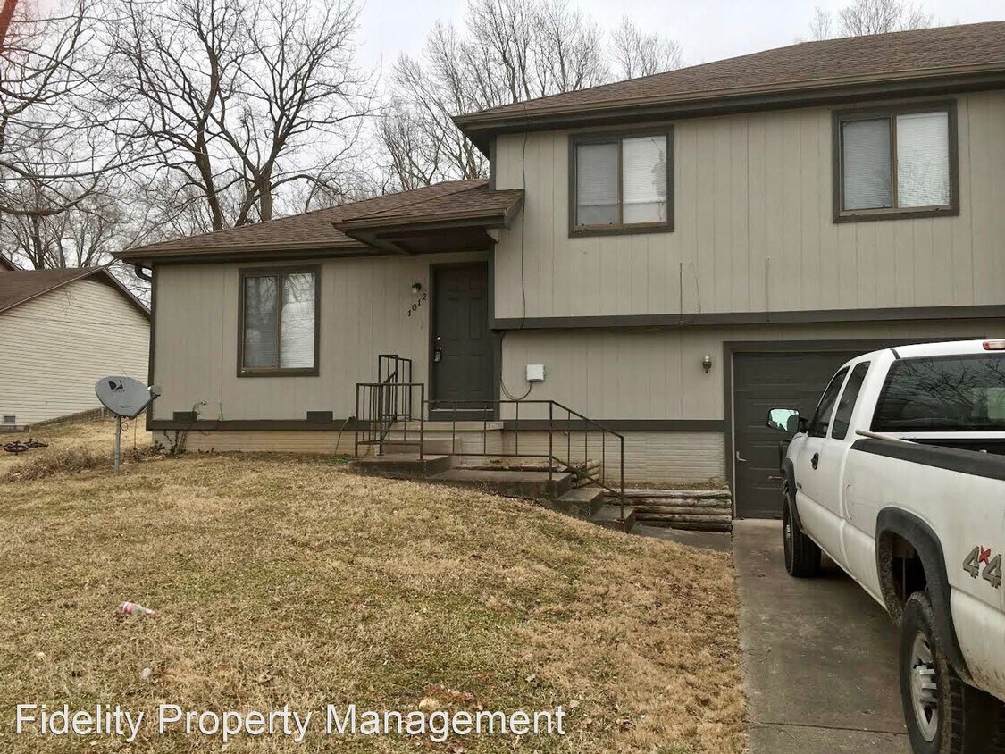 Building Photo - 3 br, 2 bath House - 1012 N. Hampton