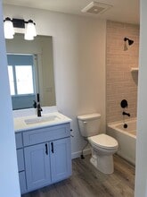 Building Photo - 1704 West Lincoln Street