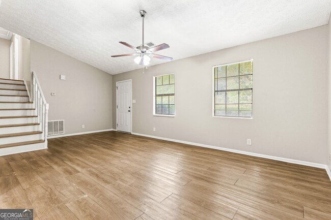 Foto del edificio - 1152 Holly Hills Dr SW