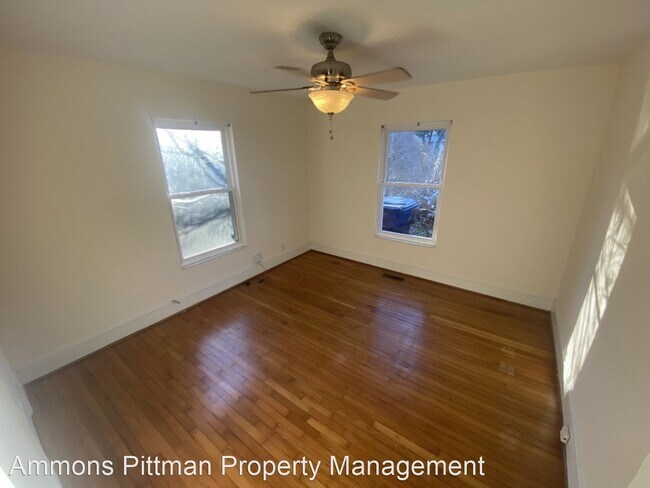 Building Photo - 2 br, 1 bath House - 2300 Lyon Street