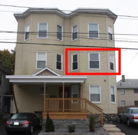 Building Photo - 122 Lowell St