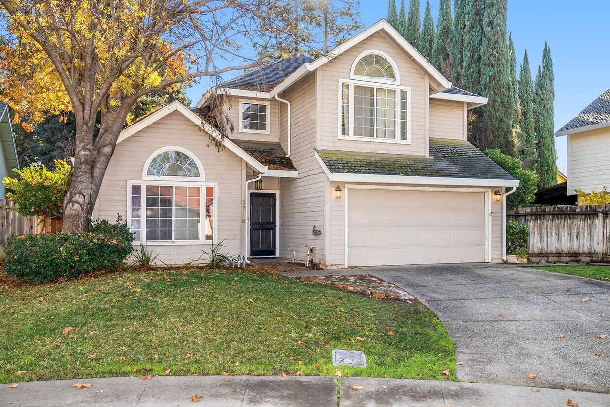 Foto principal - South Davis Home in quiet Cul-de-sac