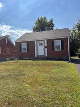 Building Photo - 1408 Wurtele Ave