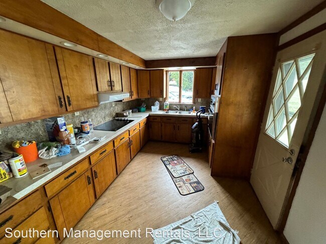 Building Photo - 2 br, 1 bath House - 2456 Seven Valleys Ro...