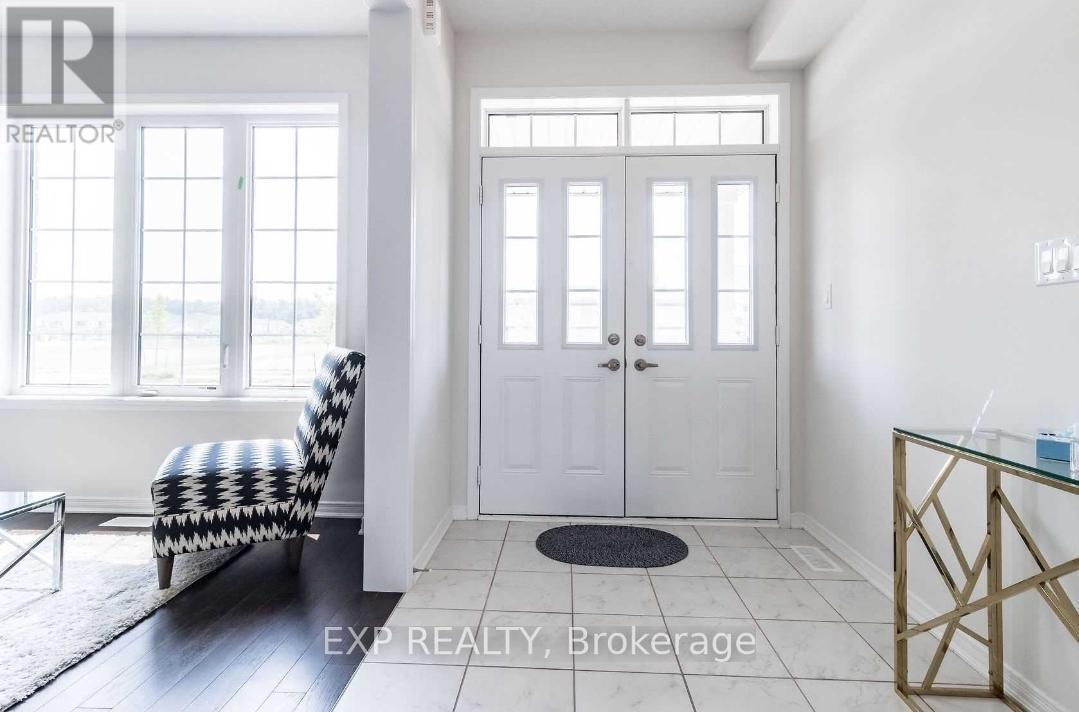 Photo principale - 132 McWatters St