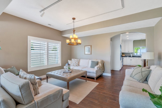 Foto del edificio - 758 W 375 N