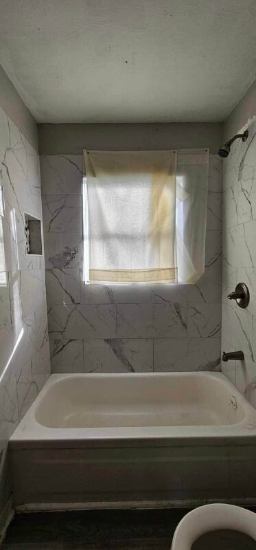 Foto del edificio - 1046 W Star St