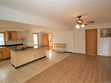 Building Photo - 141 Torringford W St