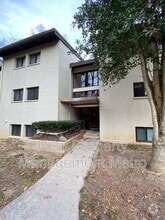Building Photo - 5657 Harpers Farm Rd