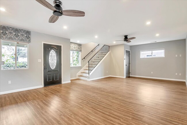 Building Photo - 17317 Sherman Way