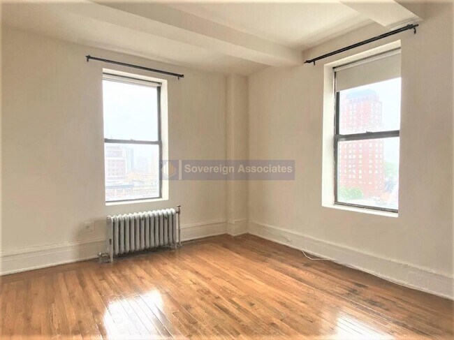 Foto del edificio - 77 W 104th St