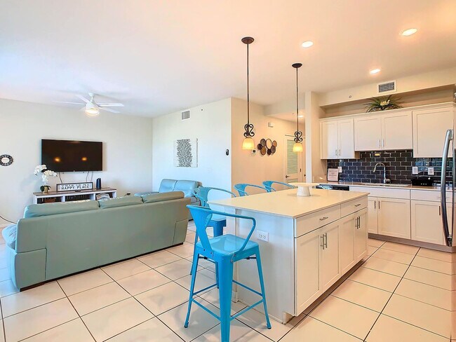 Building Photo - 4784 Clock Tower Dr