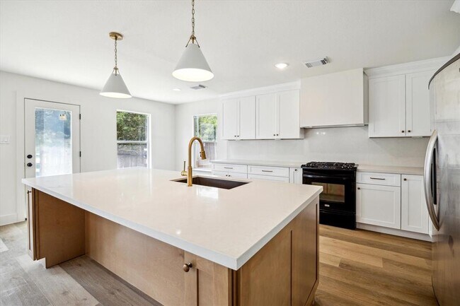 Foto del edificio - 4402 Twisting Pine Ct