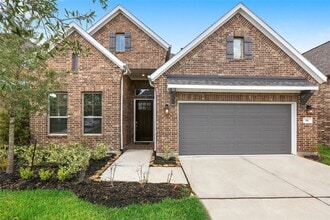 Building Photo - 50 Wyatt Oaks Dr