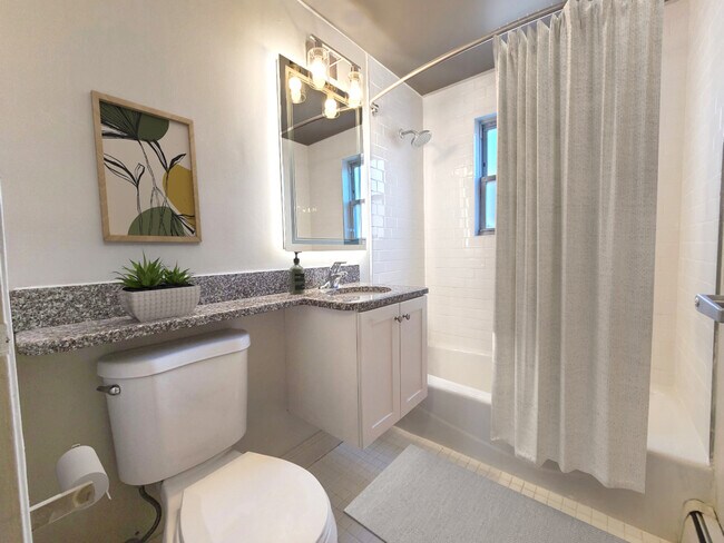 Foto del edificio - 145 Salmon Brook Dr