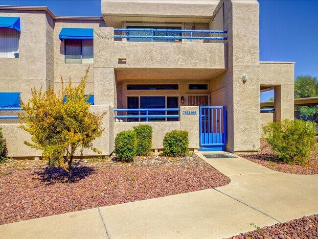 Foto del edificio - Highly desirable Summer Tree community featuring a 2bedroom 2bathroom ground-floor condo!