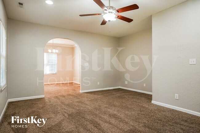 Building Photo - 3501 Donner Trail