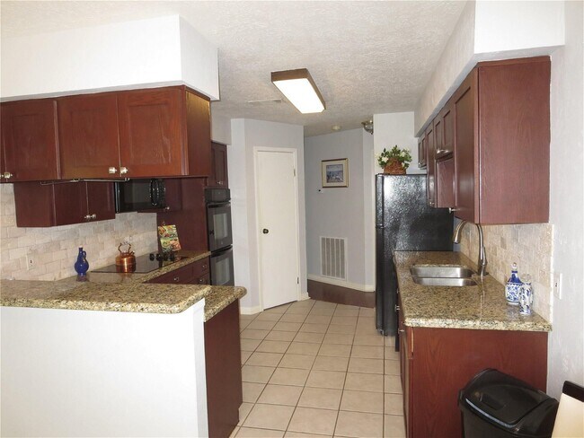 Building Photo - 27 North Greenbud Court, Spring, TX 77380 ...