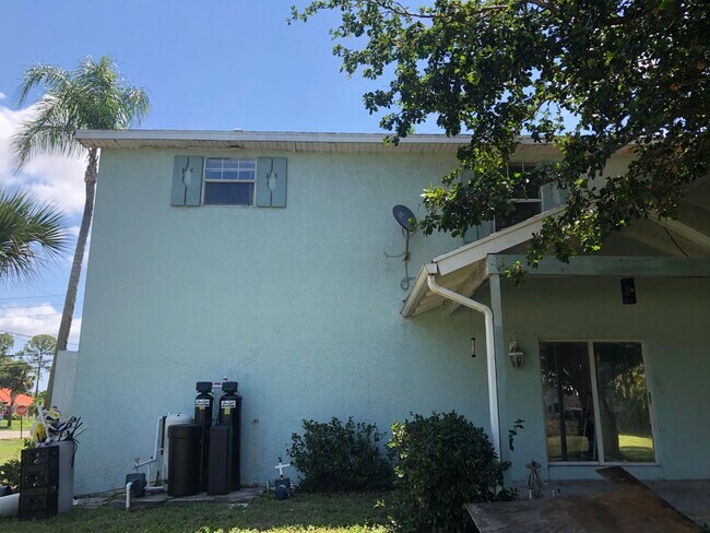 Building Photo - 6363 Royal Palm Beach Blvd