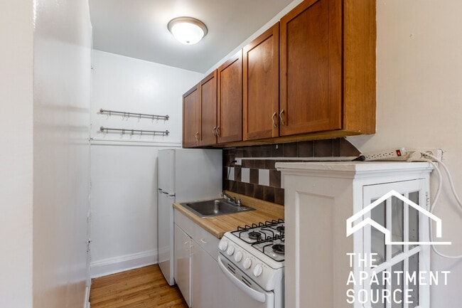 Foto del edificio - 4631 N Paulina St