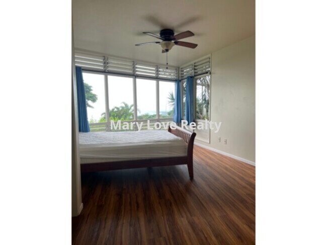 Building Photo - Partially Furnished 1 Bed 1 1/2 Bath Ohana