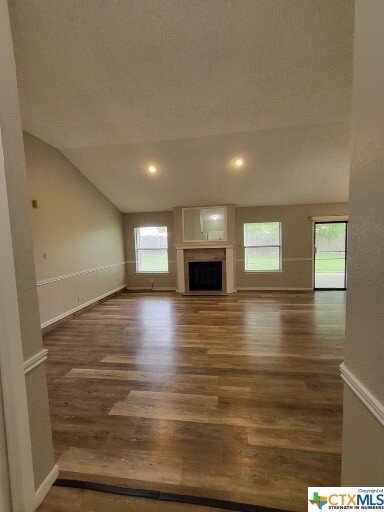 Building Photo - 4505 River Oaks Dr