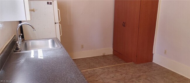 Foto del edificio - 956 Grant Ave