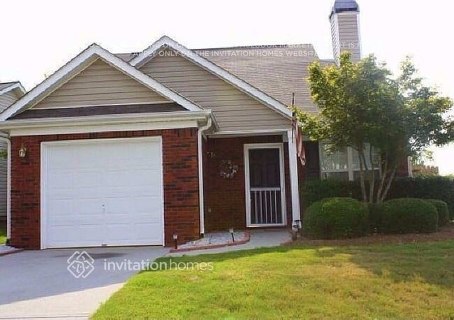 Building Photo - 145 Stoneforest Dr