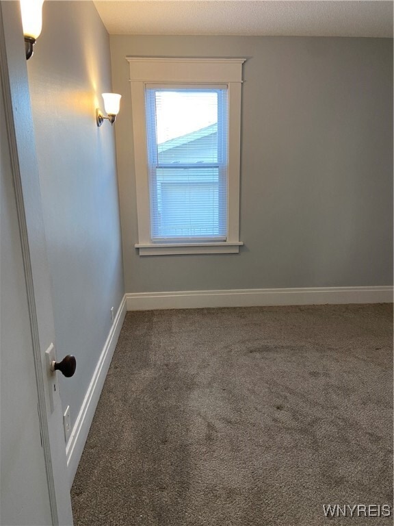 Building Photo - 15 Stratford Rd