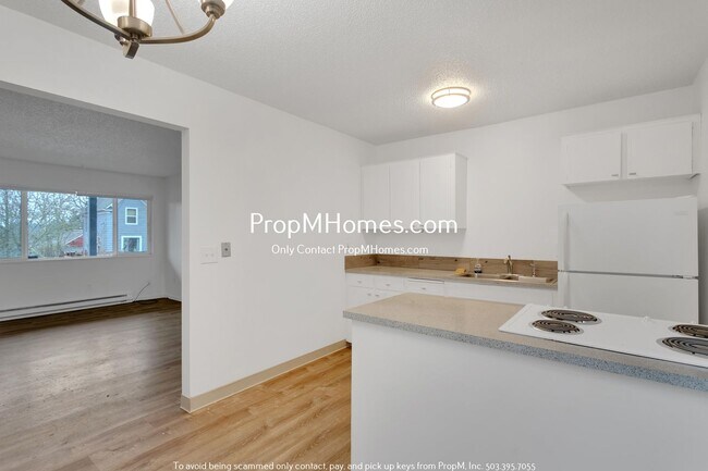 Foto del edificio - Updated Two Bedroom First Floor Unit in the Heart of Oregon City