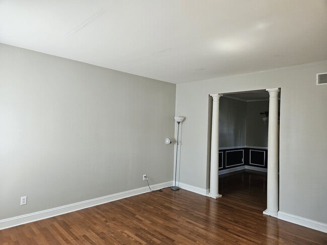 Building Photo - 457 Great Geneva Dr