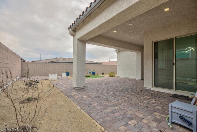 Building Photo - 689 Monteverdi Peak St