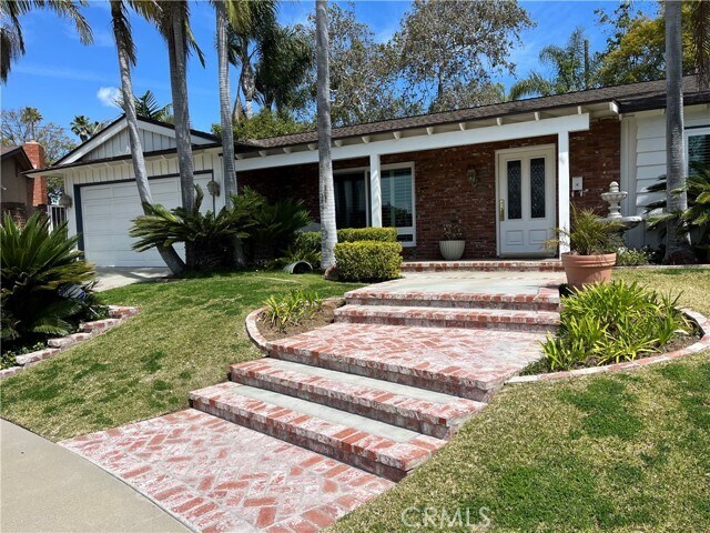 Building Photo - 17071 Hillwood Dr