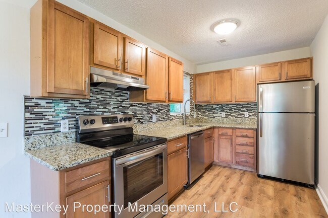 Foto del edificio - 3 br, 1 bath House - 211 Golf Course Drive
