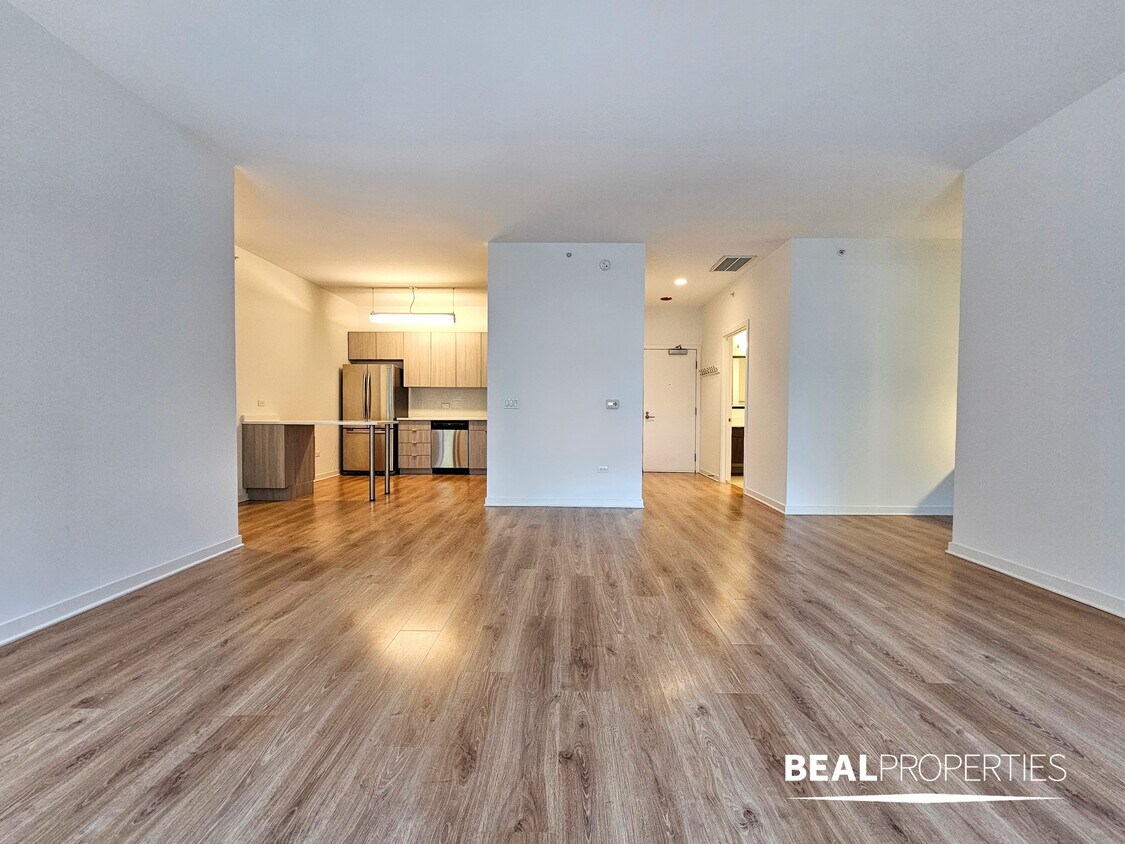 Foto principal - 548 W Webster Ave