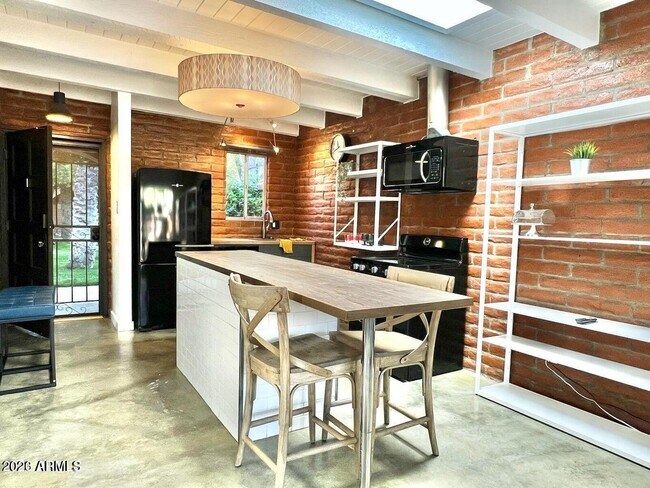 Foto del edificio - 3022 N 32nd St